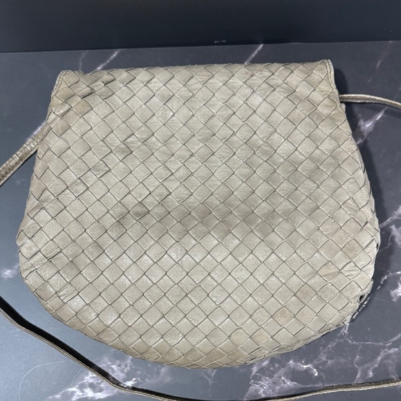 Vintage Bottega Veneta Intrecciato Woven Small Crossbody Bag in Taupe/Beige
